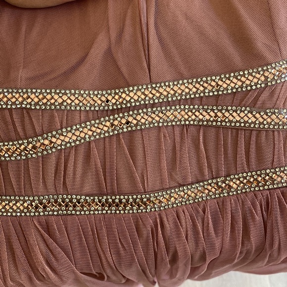 Mauve Formal Maxi Dress - Picture 5 of 11